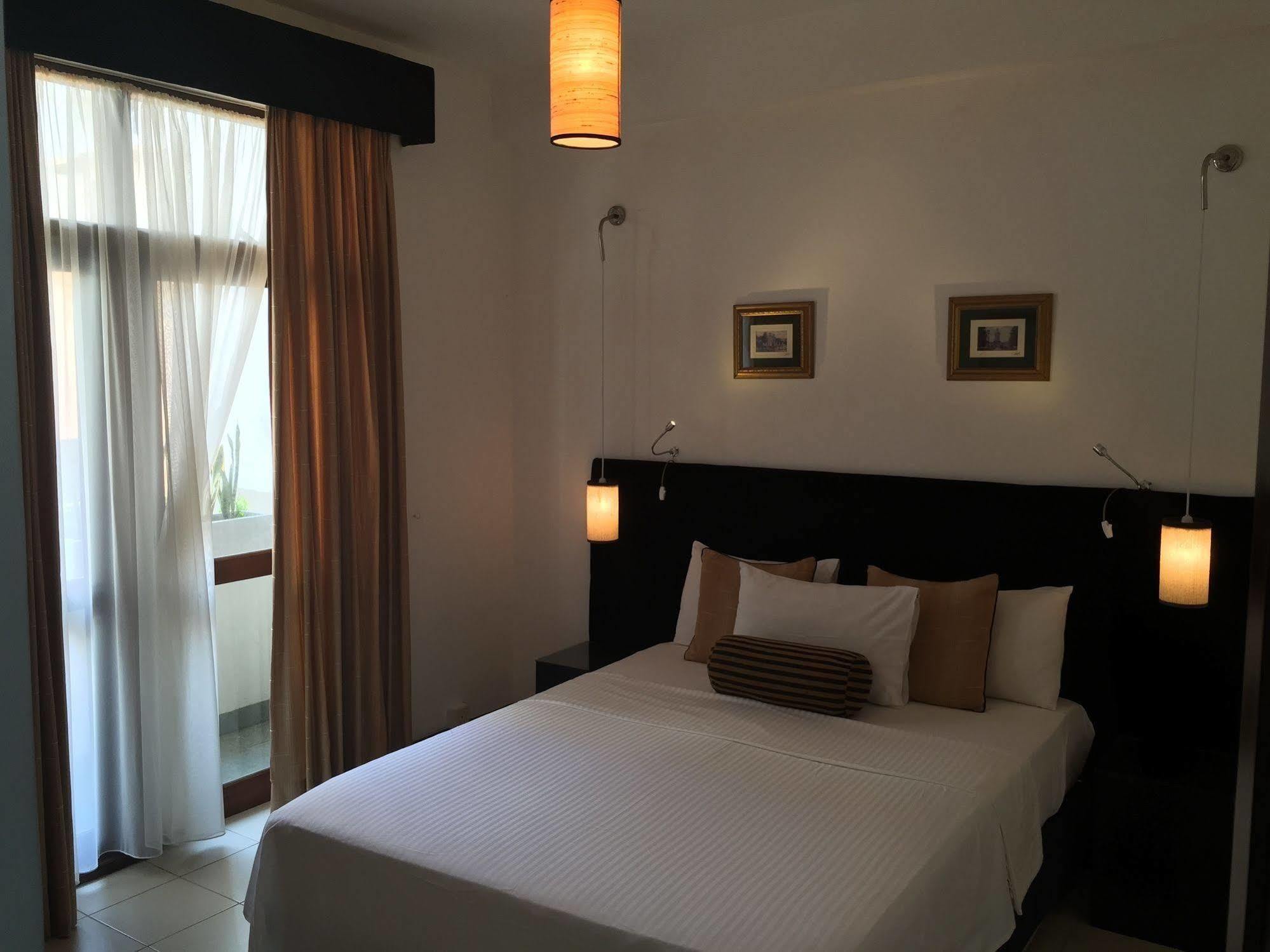 Cj Villas Colombo Exteriör bild